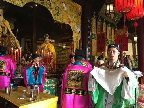 结婚看日子的禁忌与讲究_想要婚姻美满一定要注意