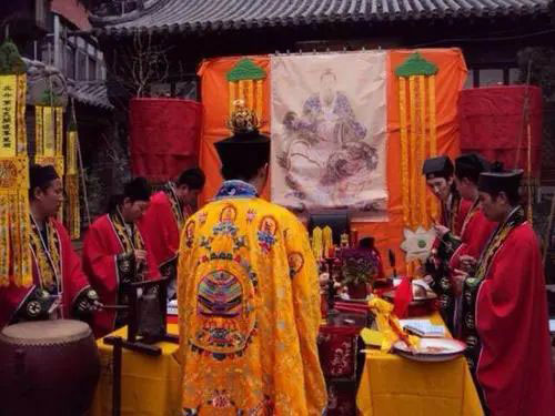 道家秘制催姻缘招桃花符咒语，成功摆脱单身命运