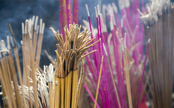 担心婴灵缠身?三峰道长有超度婴灵的方法