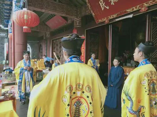 感觉自己事业不顺利_与我们的形象息息相关