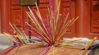 大人也会出现受惊，虽然说概率很小