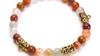 戴什么手链辟邪作用好，这些都是有讲究的