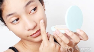 “桃花痣”真能招桃花?这些痣其实有害健康