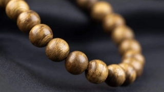 佛珠带在手上辟邪吗，这些注意事项你要知道