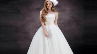 结子石榴招桃花运 让你迎来爱情的曙光