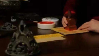 启用桃花符咒，桃花运滚滚来