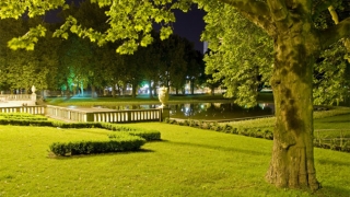 请的桃花符灵不灵验，就看道长的功力深厚