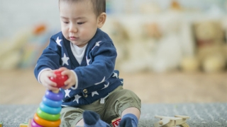 婴儿投胎的真相，投胎成为我们的孩子是缘分注