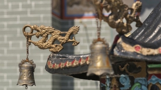 做烟供功德利益很多，能够超度冤亲债主消灾