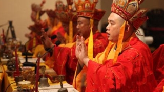 怎样超度去世的亲人，为亲人送纪念佛减少痛苦