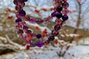 男的佩戴什么招桃花运?戴上它,异性缘拦都拦不住