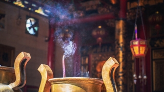 为亡灵超度，不只是走个形式