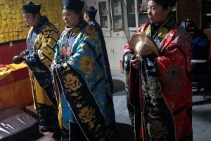 命理中拜佛择吉日分析
