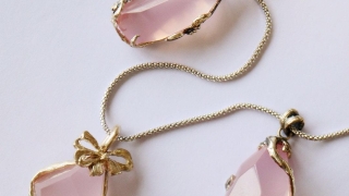 “招桃花的水晶”哪些？