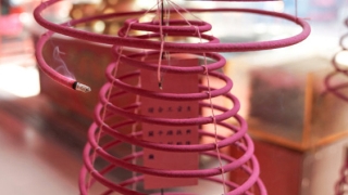 如何烧香祈福保平安也是有讲究