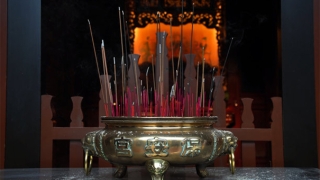 供牌位无关牌位大小，都是帮助亡灵得到超度