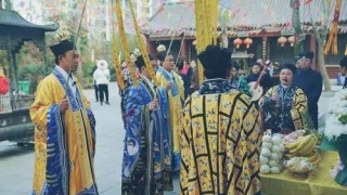 事业方面犯小人 命犯小人不知道应该如何做 来看老师教你怎么解决
