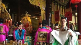 学习《易经》需要什么文化基础要看什么古书